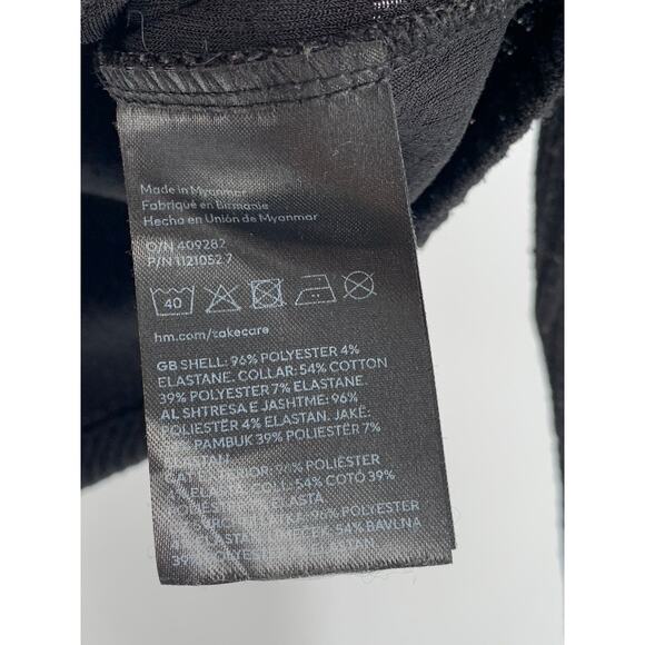 DIVIDED By H&M Women's Black Ribbed Split-Neck Long Sleeve Cropped Polo Top SZXS - Picture 9 of 11